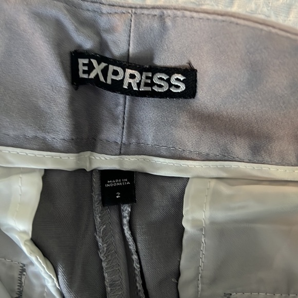 Shorts - Picture 3 of 3